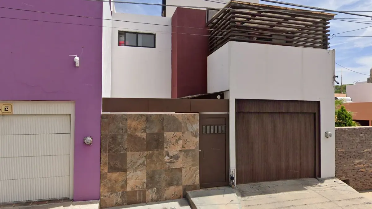 Casa en venta en Fracc Lomas de Bernardez, Guadalupe — foto 1 de 12