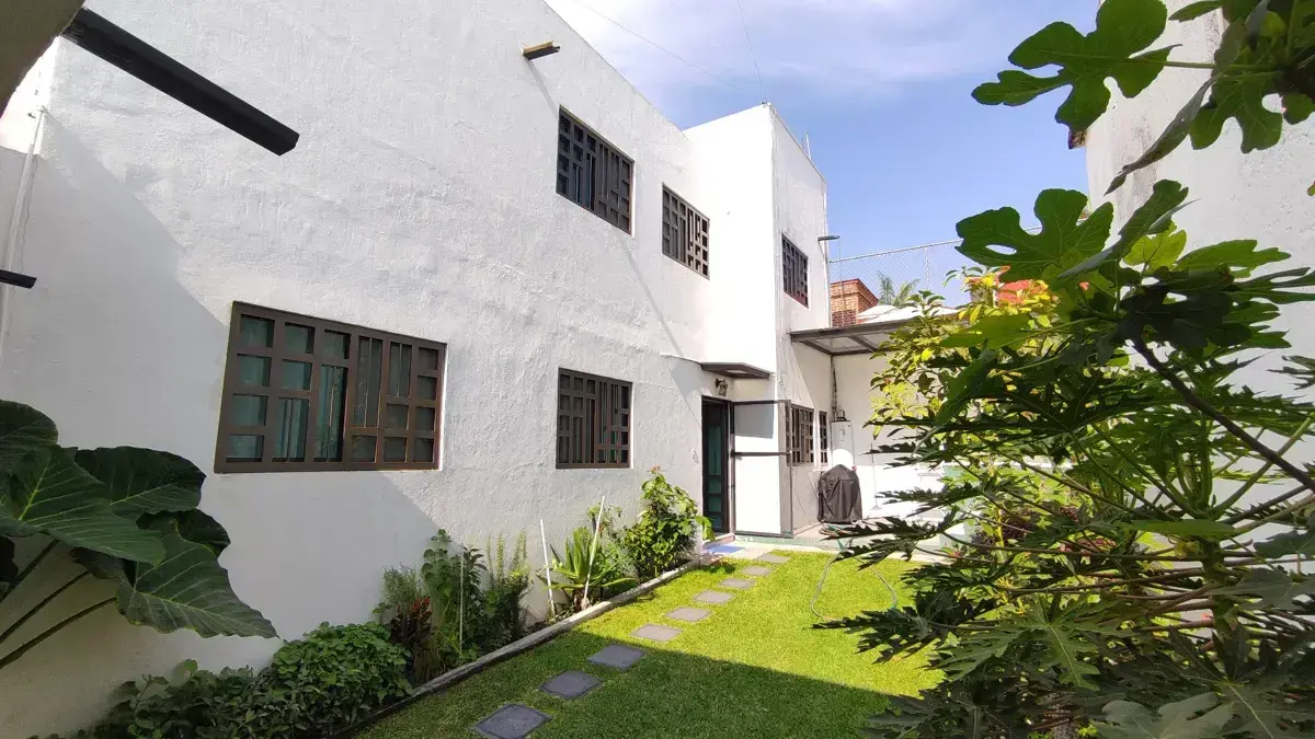 Casa en venta en Palmira, Cuernavaca — foto 1 de 23
