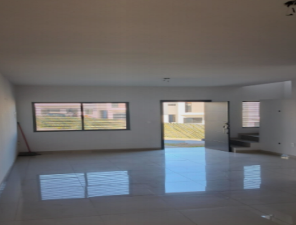 Casa en venta en Valle del Sur 2, Tijuana — foto 2 de 9