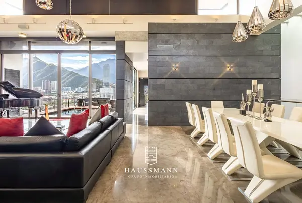 Casa en venta, Col. Vista Real, Valle Oriente