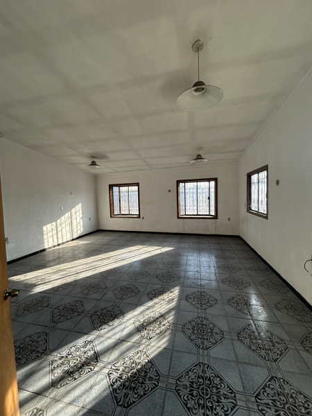 Bodega en renta en Nazario S Ortiz Garza, Saltillo — foto 3 de 6