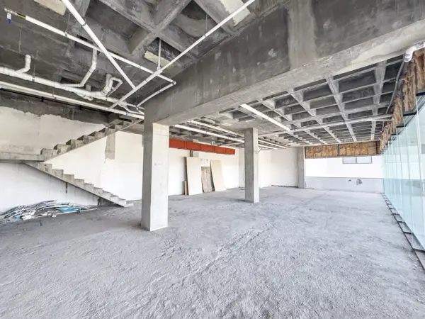 Local Comercial en RENTA| VENTA en Alfonso Reyes, Paseo del Contry