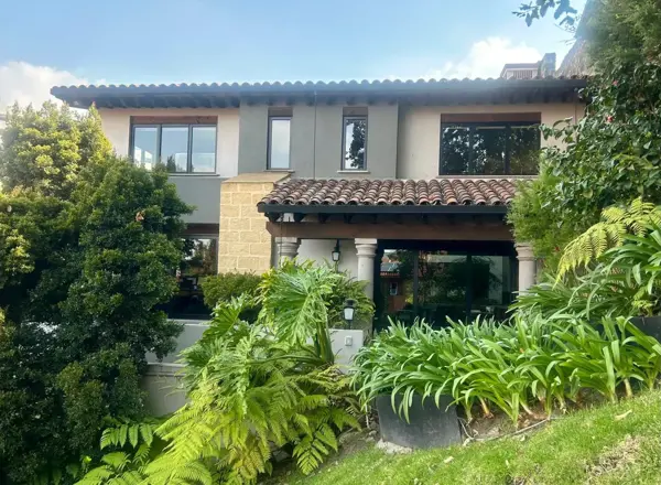 Casa en venta en Bosques de las Lomas, Cuajimalpa de Morelos — foto 3 de 24