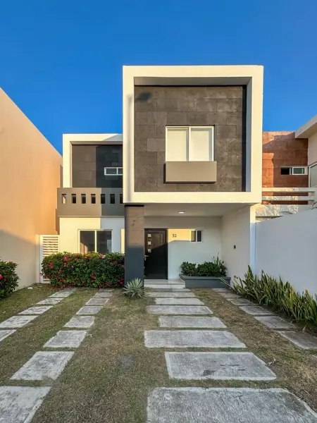 VENDO CASA EN LA RIVIERA VERACRUZANA EN CLUSTER, A 3 MINUTO DE LAS PRINCIPALES ZONAS COMERCIALES DE VENDO CASA EN LA RIVIERA VERACRUZANA EN CLUSTER, A 3 MINUTO DE LAS PRINCIPALES ZONAS COMERCIALES DE