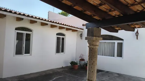 Excelenta opcion de casa en Jurica