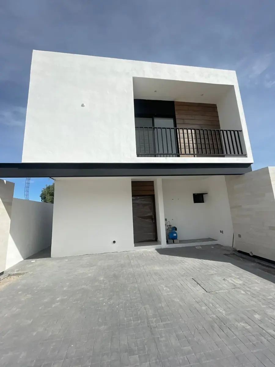 Casa en venta en Los Portales, Torreón — foto 1 de 9