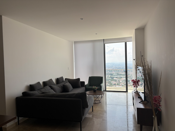 Departamento en Renta o Venta en Amirá Balcones Coloniales Querétaro con Vistas Espectaculares