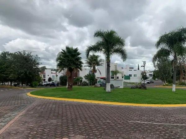 Terreno en VENTA en fraccionamiento residencial en Lomas del Valle