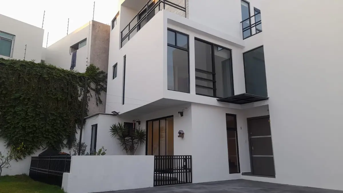 Casa en venta en Santiago Momoxpan, San Pedro Cholula — foto 1 de 31
