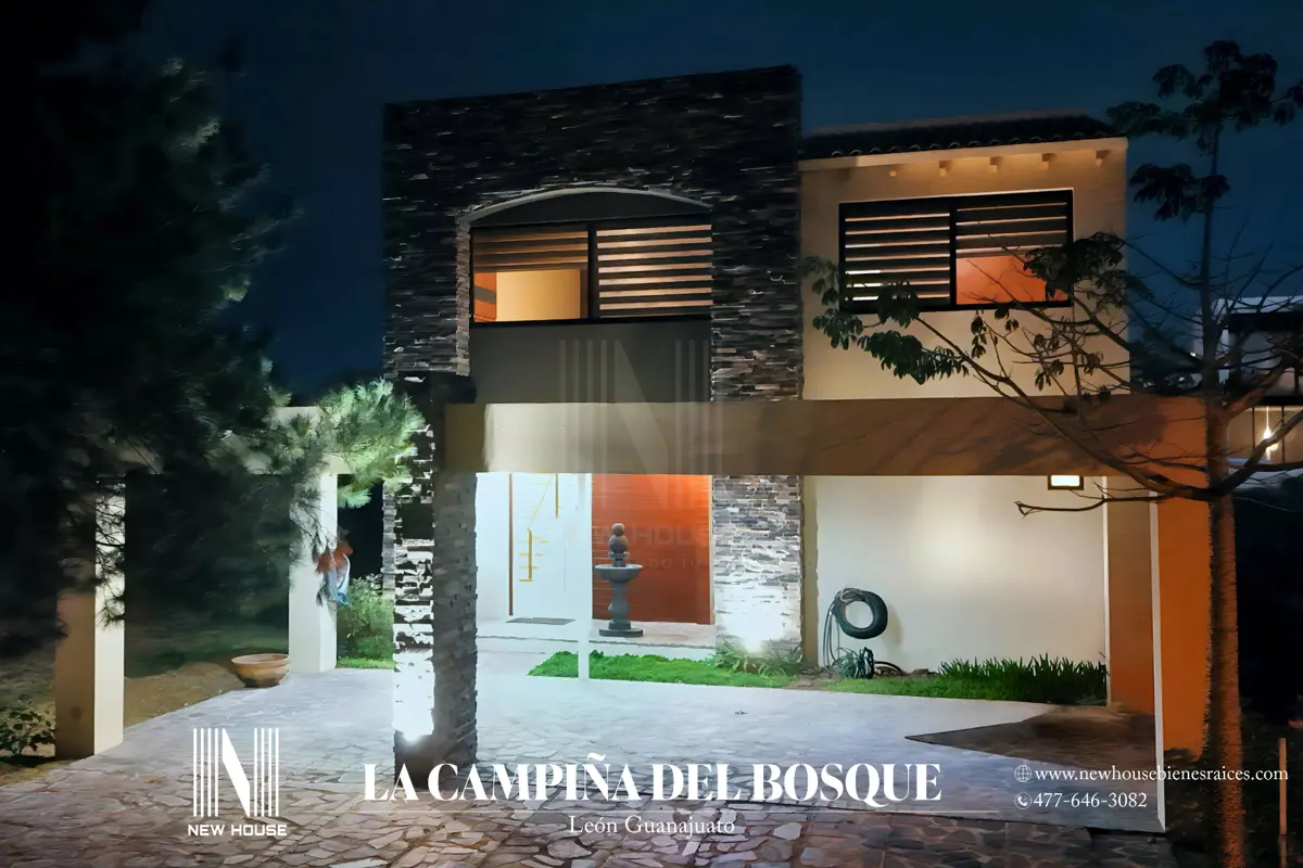 Casa en venta en La Campiña del Bosque, León — foto 1 de 32