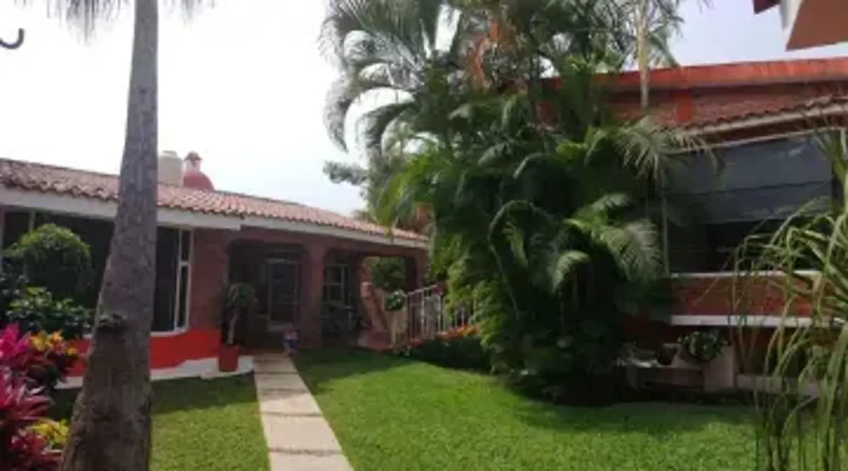 Casa en venta en Junto al Río, Temixco — foto 1 de 25