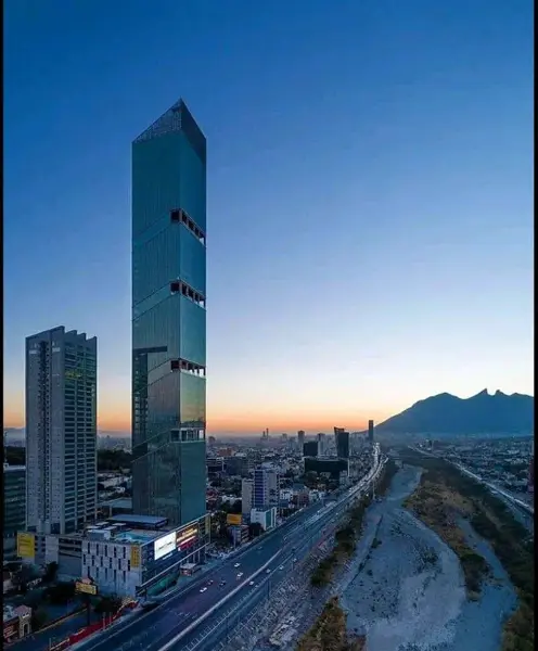 Oficina en venta en Obispado, Monterrey — foto 2 de 10