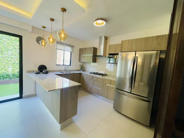 Casa en venta en Residencial Santuario, García — foto 3 de 13