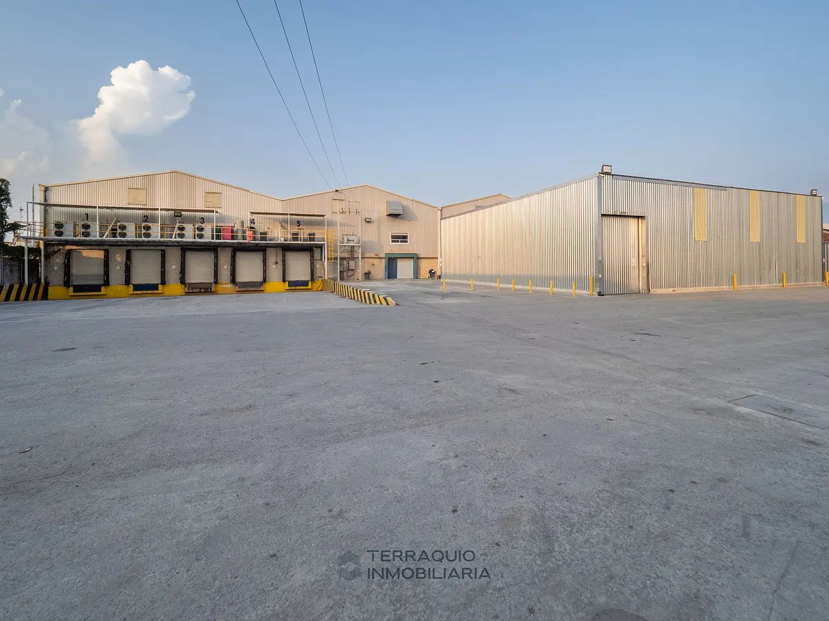 Bodega en renta en Garza Cantu, San Nicolás de los Garza — foto 1 de 43
