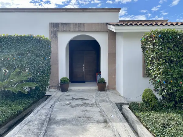 Casa en venta en Portal del Huajuco, Monterrey — foto 3 de 49
