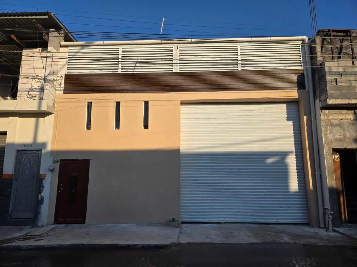 Bodega en venta en Moderna, Monterrey — foto 1 de 12