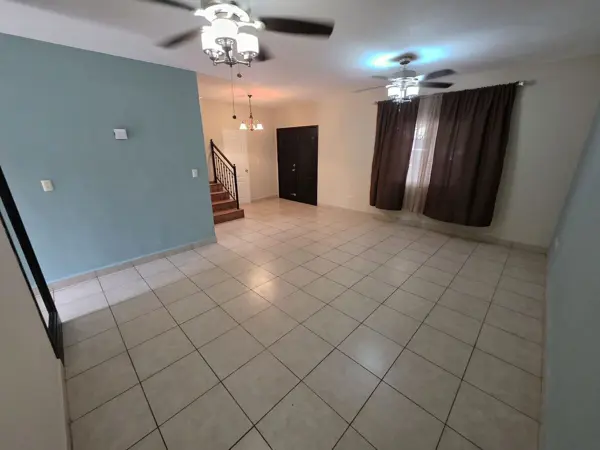 Casa en venta en Quinta Montecarlo, San Nicolás de los Garza — foto 3 de 21
