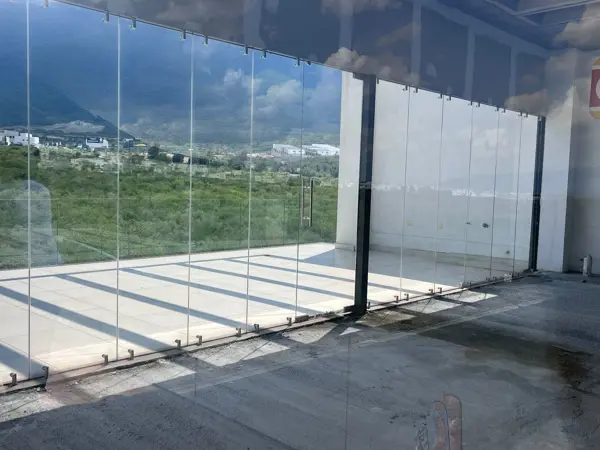 Local en renta en Mitras Poniente, García — foto 2 de 10