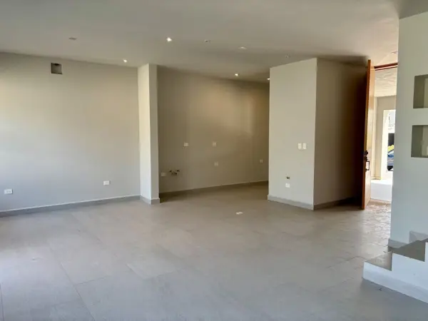 Casa en venta en La Montaña, García — foto 3 de 15