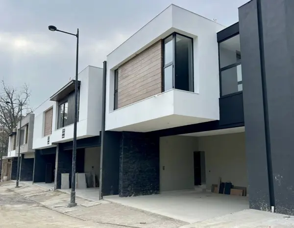 Casa en Venta en el Sur de Monterrey, Carretera Nacional