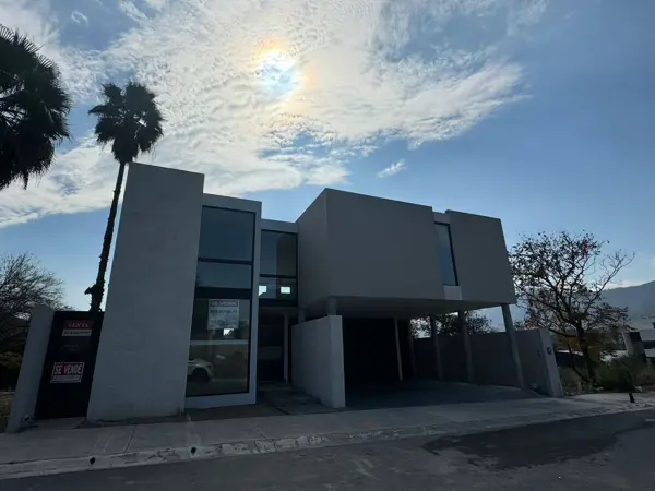 Casa en Venta en Monterrey, Carretera Nacional