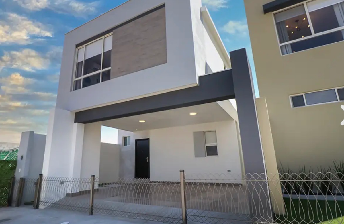 Casa en venta en Cantabria, Saltillo — foto 1 de 18
