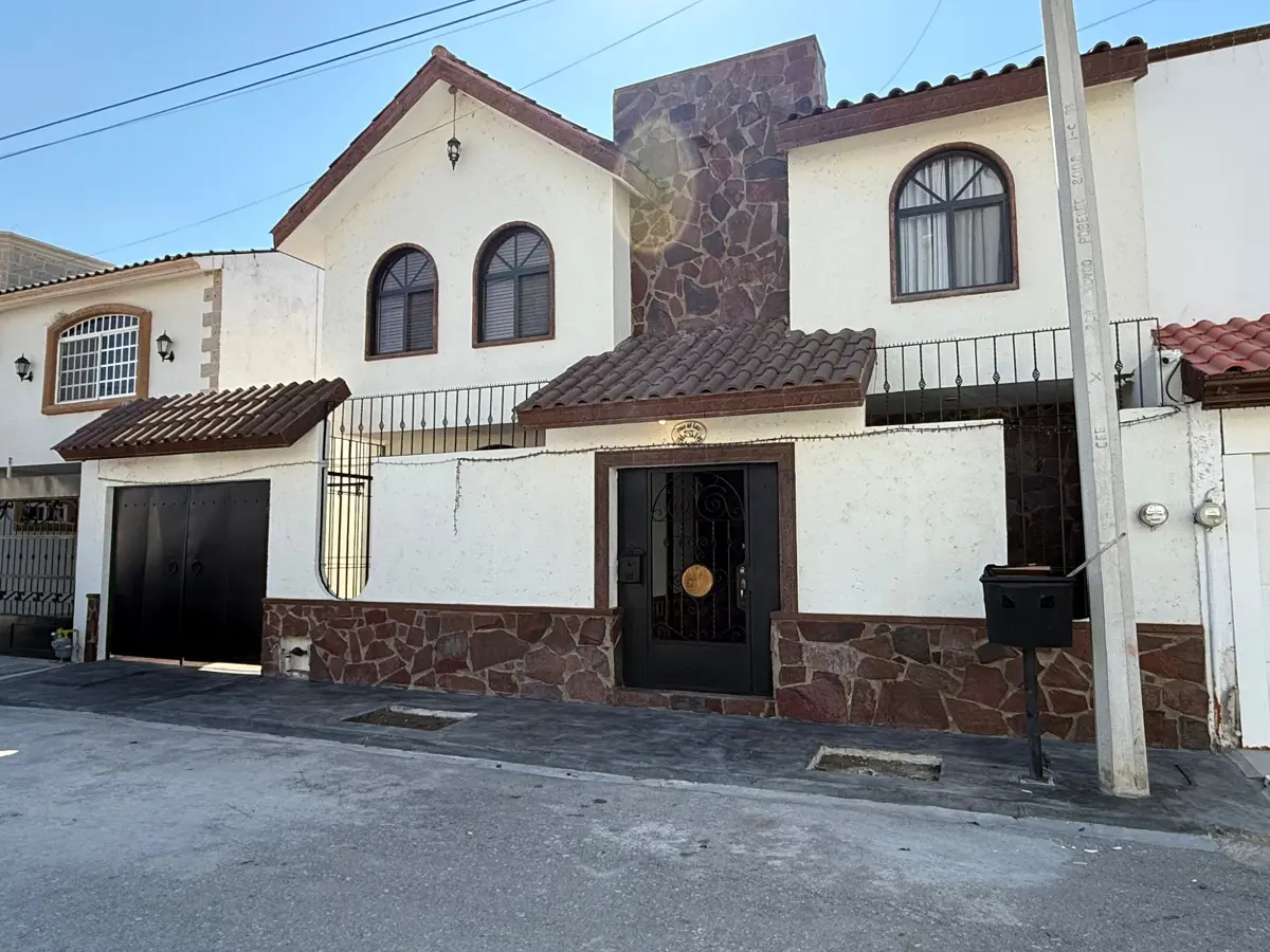 Casa en venta en Residencial la Hacienda, Torreón — foto 1 de 21