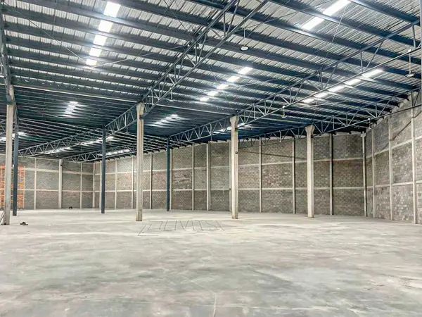 Bodega Renta Santa Catarina