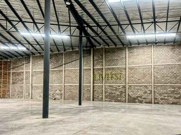 Nave en renta en Los Viñedos, Santa Catarina — foto 2 de 7
