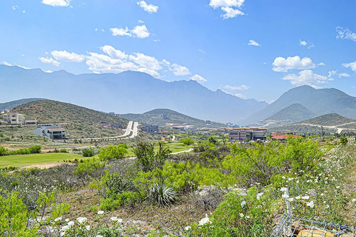 Terreno en venta en Terralta Residencial Country Club, García — foto 1 de 4