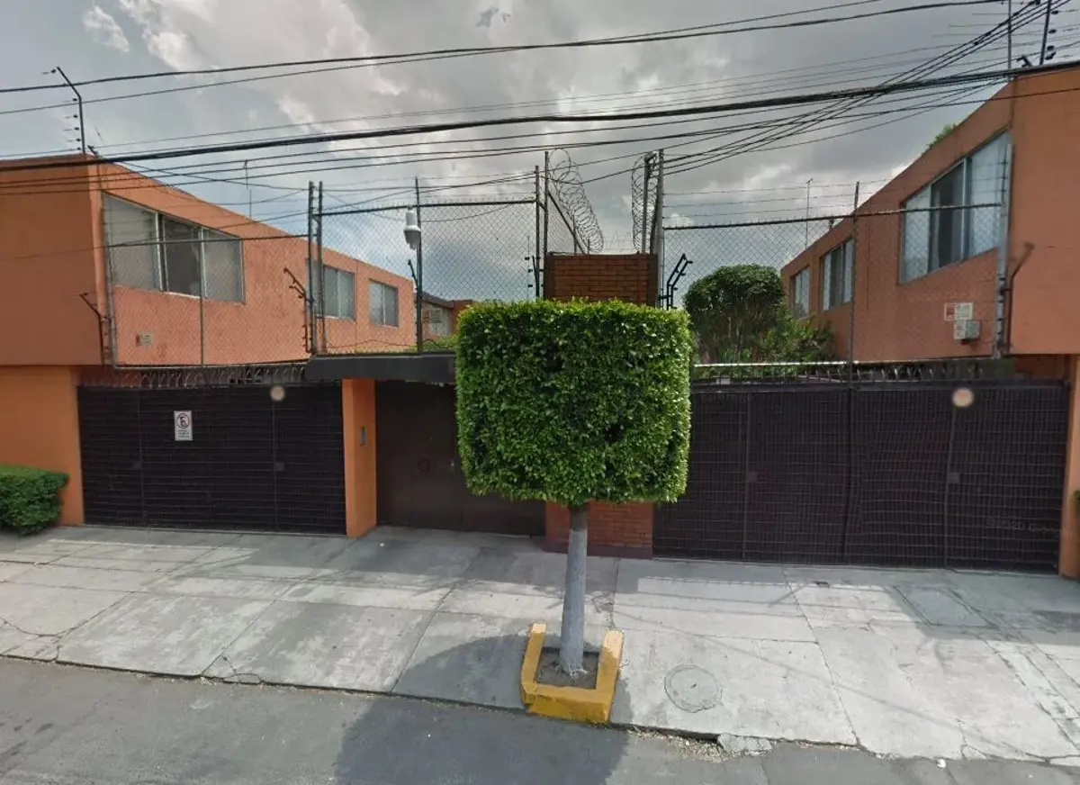 Casa en venta en Toriello Guerra, Tlalpan — foto 1 de 11