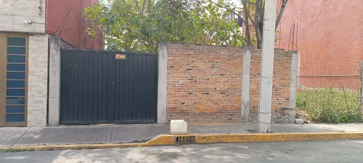 Terreno en venta en Presidentes Ejidales 1a Sección, Coyoacán — foto 1 de 5