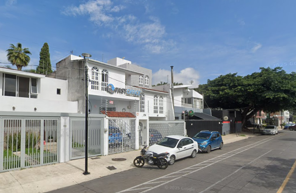Casa en venta en Unidad República, Zapopan — foto 3 de 13