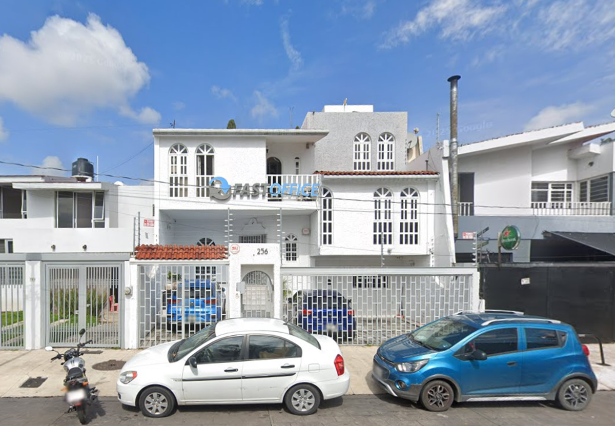 Casa en venta en Unidad República, Zapopan — foto 1 de 13