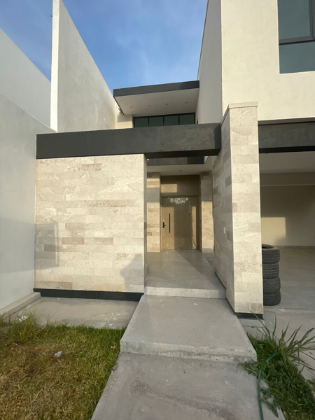 Casa en venta en Los Viñedos, Torreón — foto 2 de 28