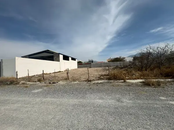 Terreno en venta en Los Laureles, Arteaga — foto 3 de 4