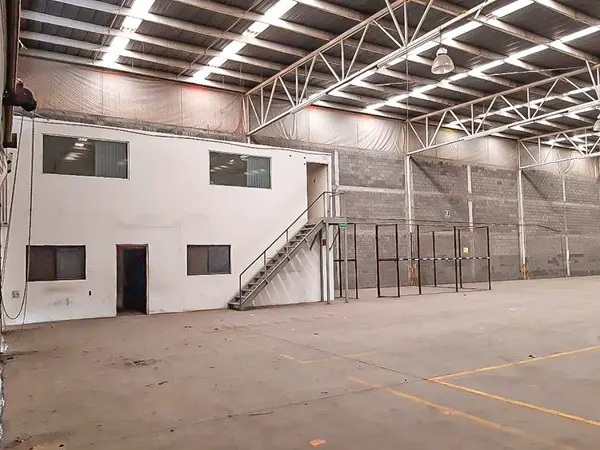 Bodega en renta en La Fama, Santa Catarina — foto 2 de 7