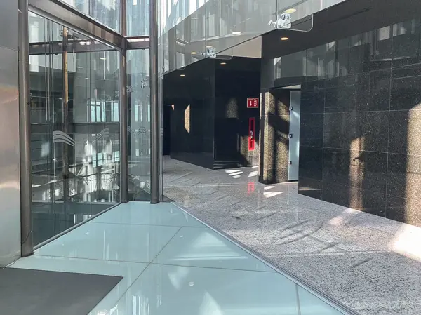 Oficina en venta en Del Valle, San Pedro Garza García — foto 2 de 11