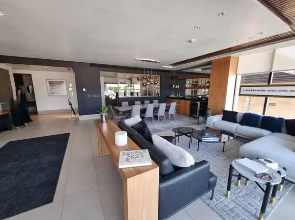 Departamento en venta en Del Valle Oriente, San Pedro Garza García — foto 2 de 12