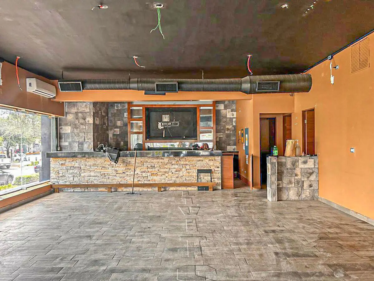 Local en renta en Del Valle, San Pedro Garza García — foto 1 de 5
