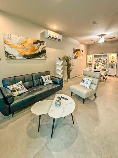 Casa en renta en Privada Valle Poniente, Santa Catarina — foto 2 de 10