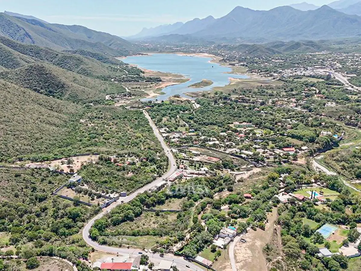 Terreno en venta en Huajuquito o los Cavazos, Santiago — foto 1 de 6