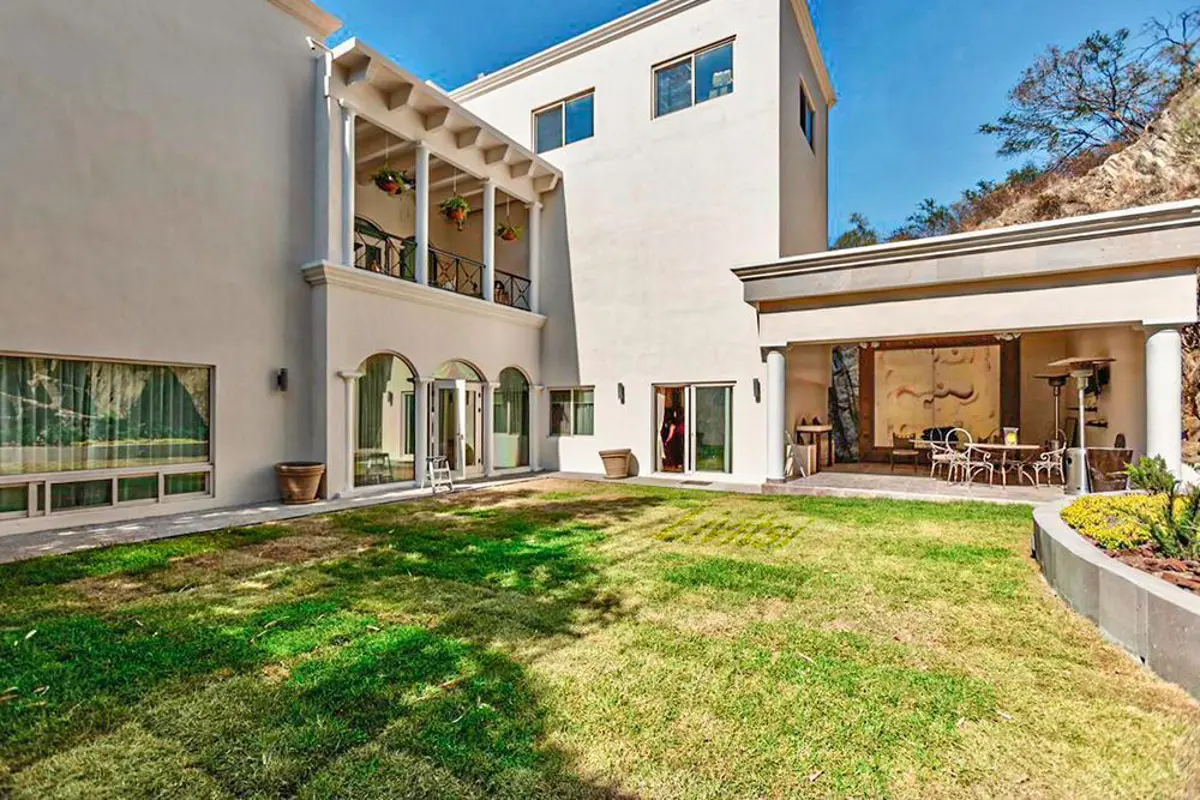 Casa en venta en Del Valle, San Pedro Garza García — foto 1 de 16