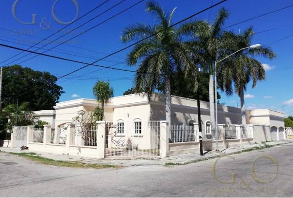 Casa De Una Planta En Venta o Renta Para Oficinas, Restaurante U Hotel