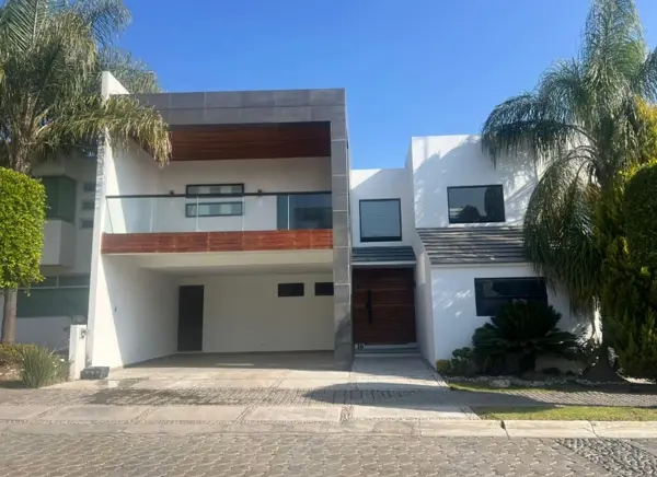 Casa en renta en Lomas de Angelópolis, San Andrés Cholula — foto 2 de 25