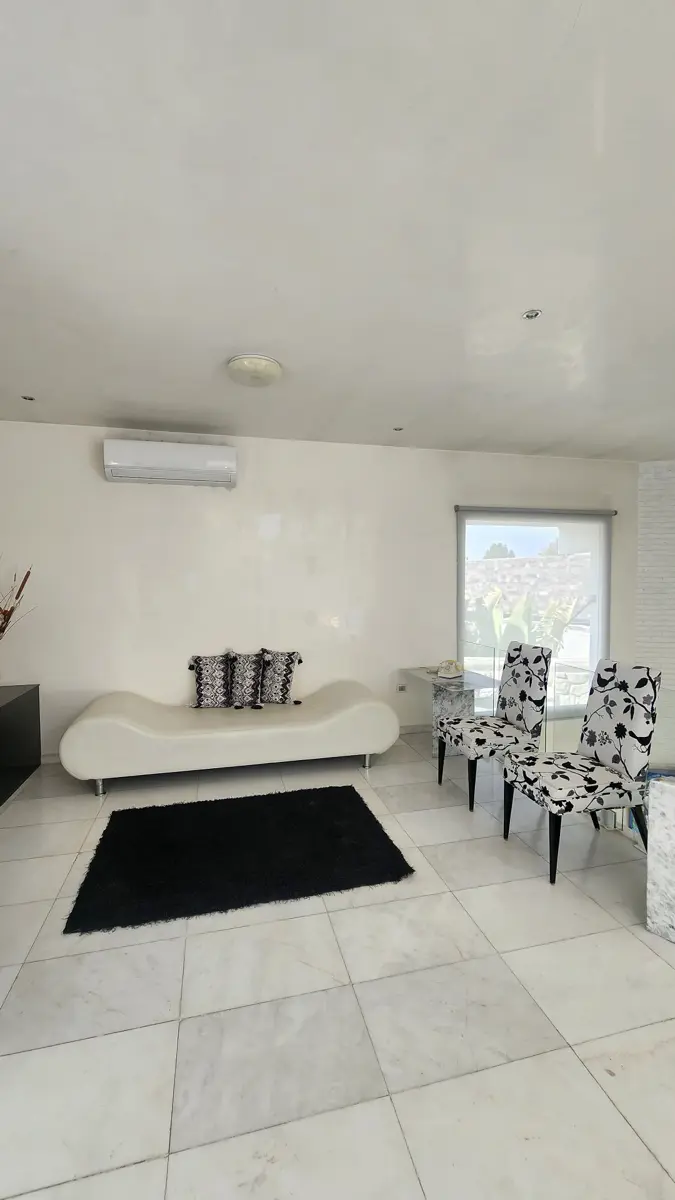 Vista 5 de Casa con alberca en Residencial Galerias