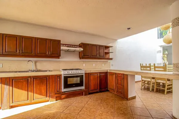 Casa en venta en Burgos Bugambilias, Temixco — foto 3 de 18