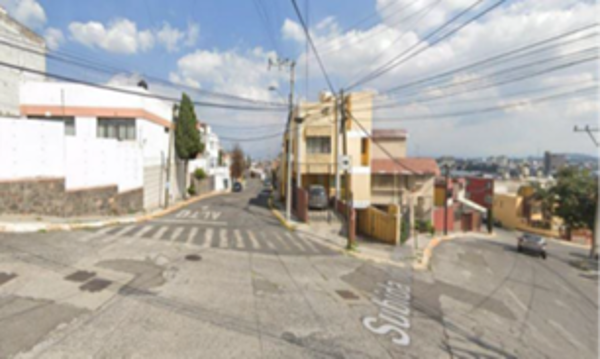 Casa en venta en Lomas Altas, Toluca — foto 2 de 8