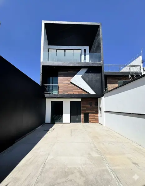 Venta de Casa en Momoxpan: A Cinco Minutos del Periférico