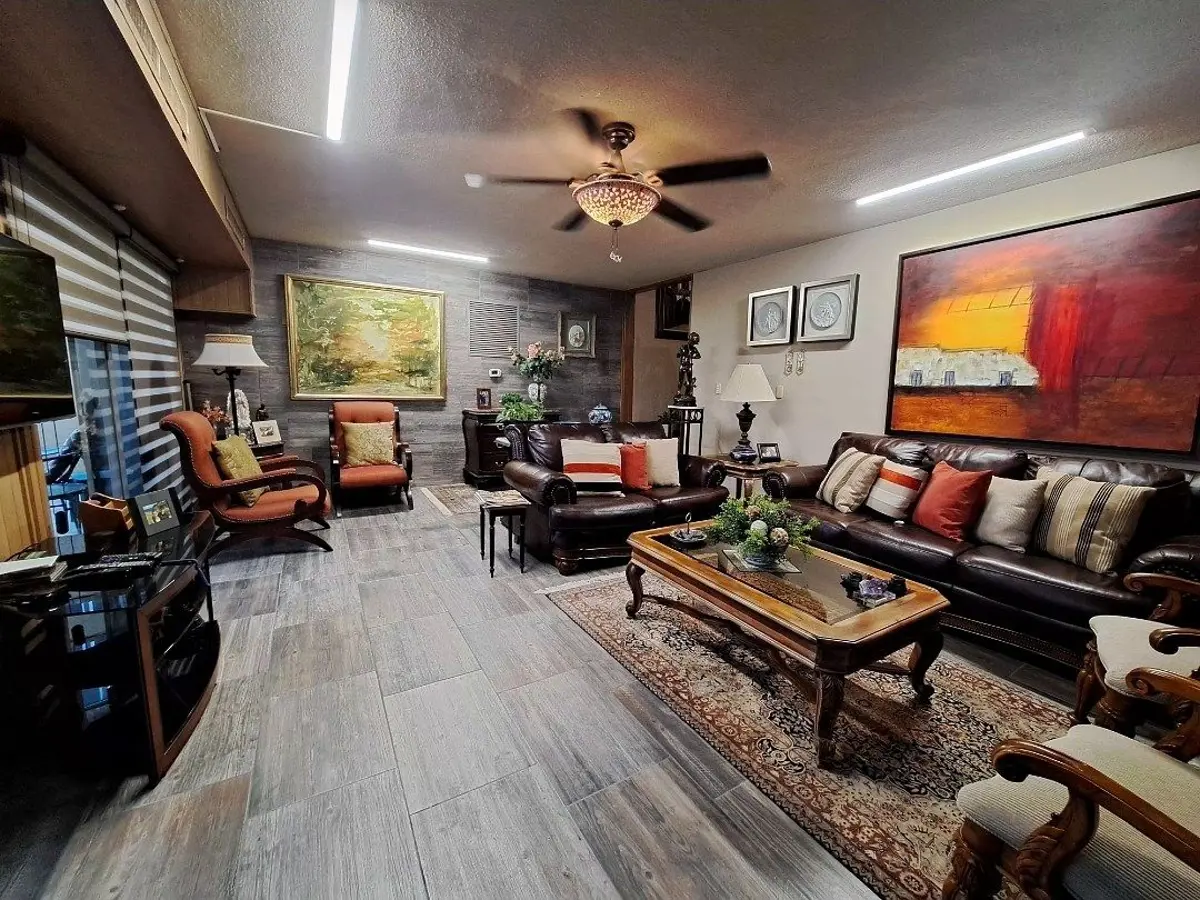 Casa en venta en Villas Del Pedregal, San Pedro Garza García — foto 1 de 27